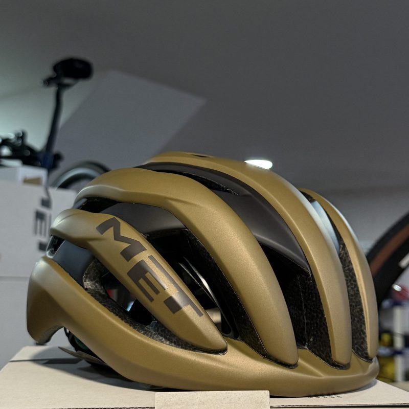 MET Trenta MIPS Wander Gravel Helmet – Green